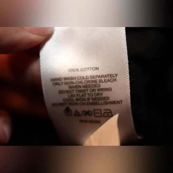 Express Women’s Sleeveless Blouse Rhinestone Brooch Accent Large Peplum - Picture 4 of 4